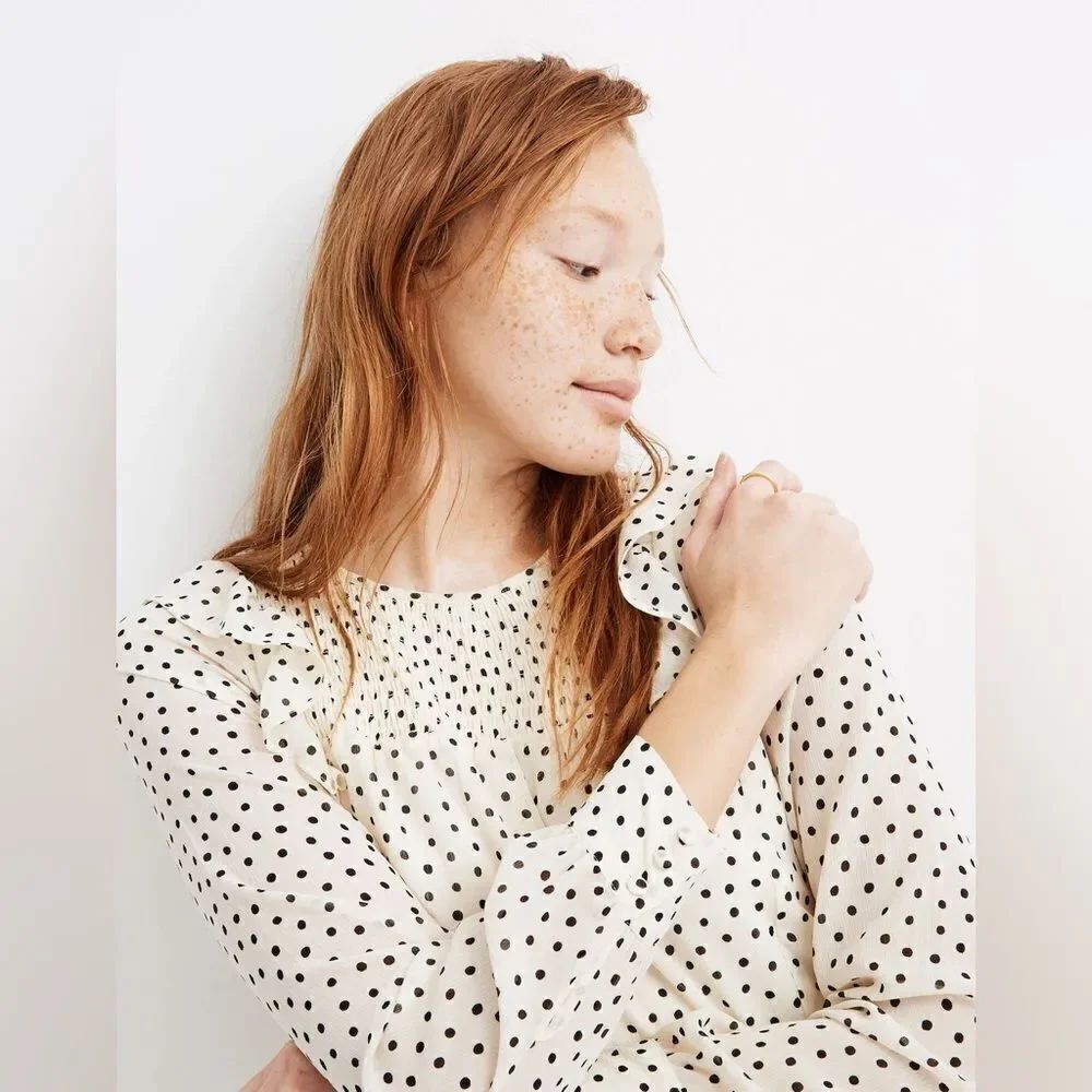 Madewell Smocked Ruffle-Shoulder Midi Dress in Inkbrush Dots Sz L